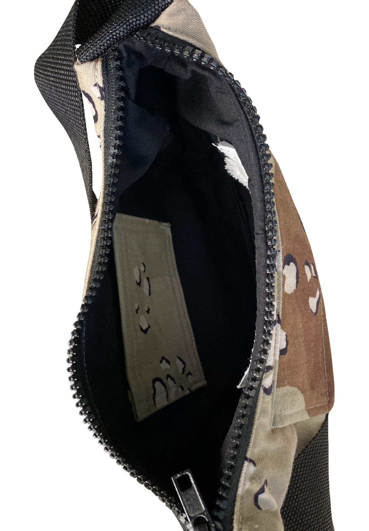 Desert camo baguette bag